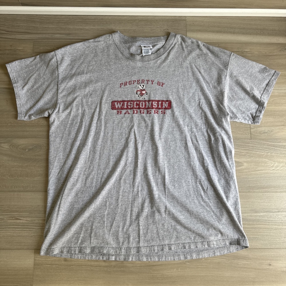 Vintage Simply For Sports Wisconsin Badgers gray Shirt Men's Sz XXL Made In USA